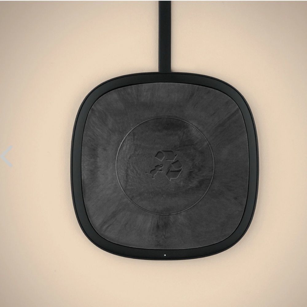 NIB Nimble Apollo Fast Wireless Charger 15W